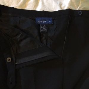 Ann Taylor Size 4 Black Dress Pants